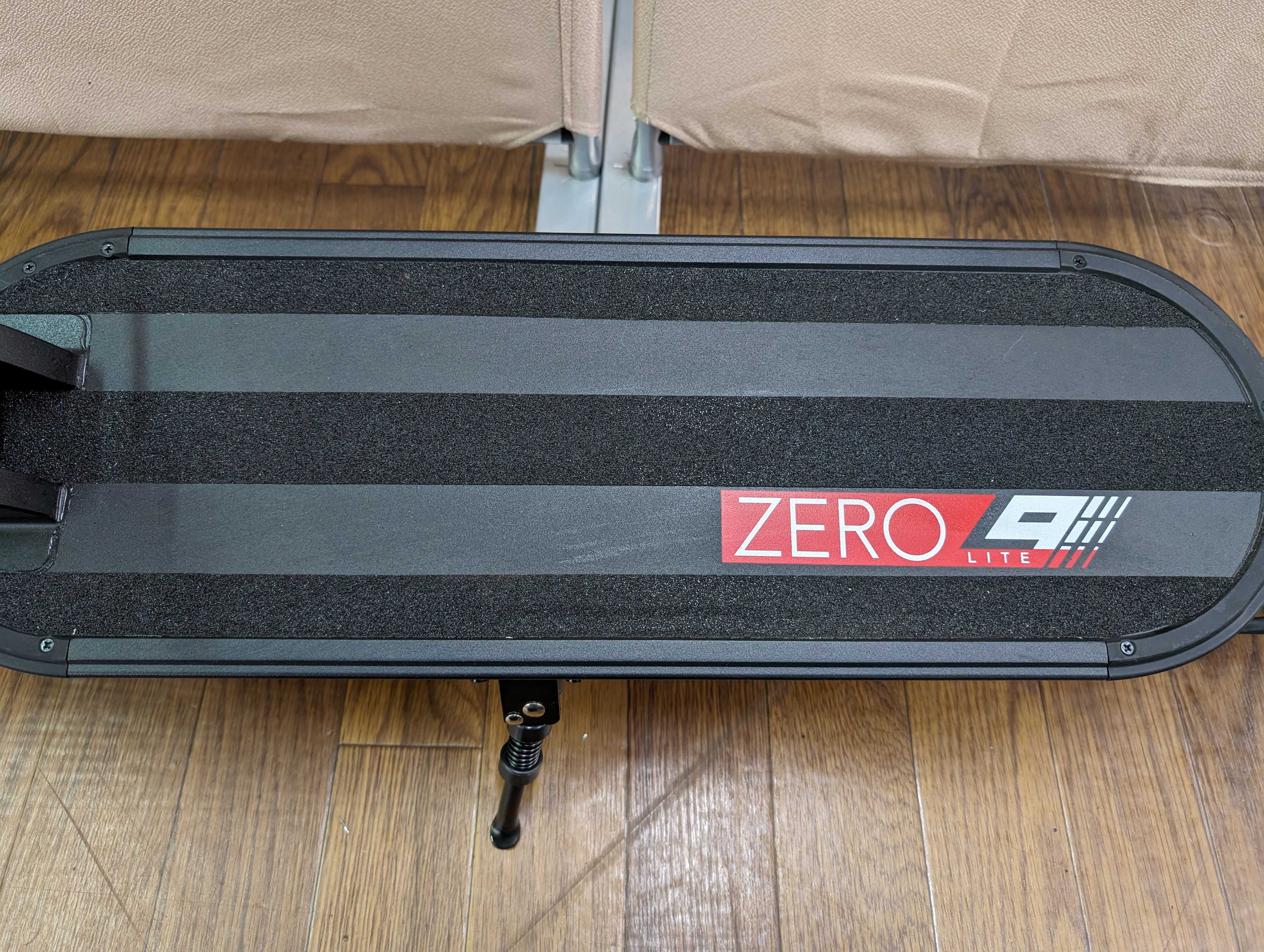 【ご成約済み】認定中古車ZERO9 Lite (走行距離 4km)