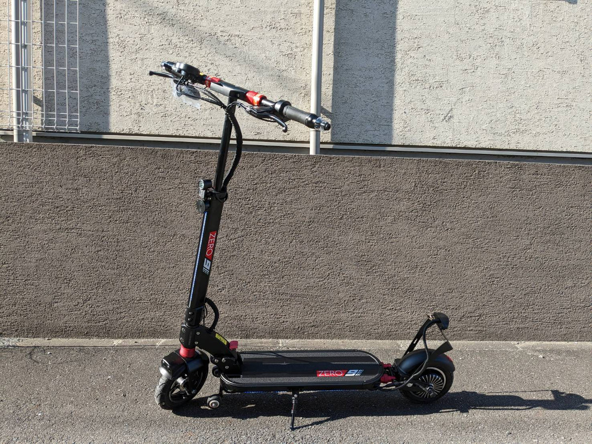 【ご成約済み】認定中古車ZERO9 (走行距離 101km)