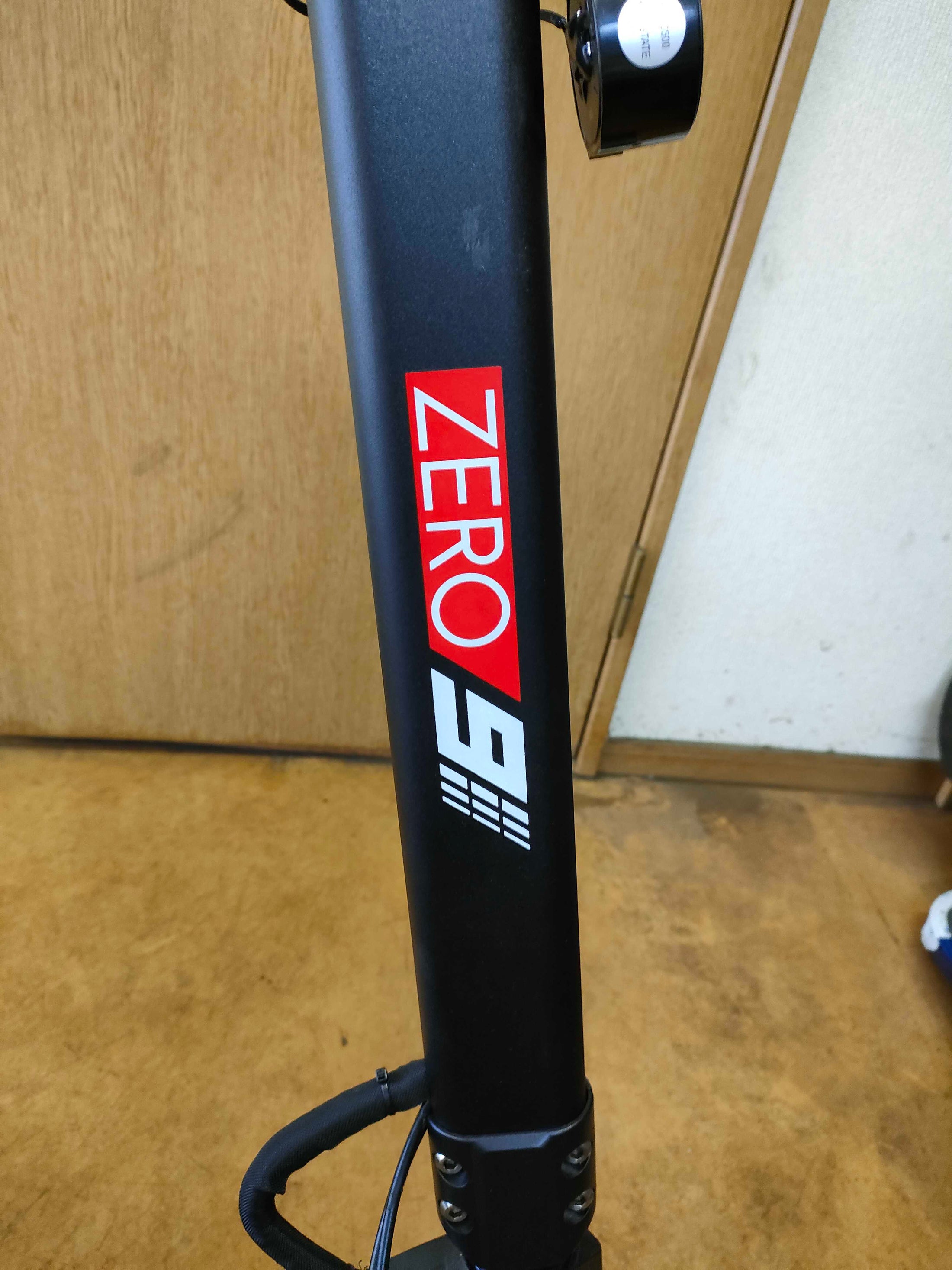【ご成約済み】認定中古車ZERO9 (走行距離 566km)
