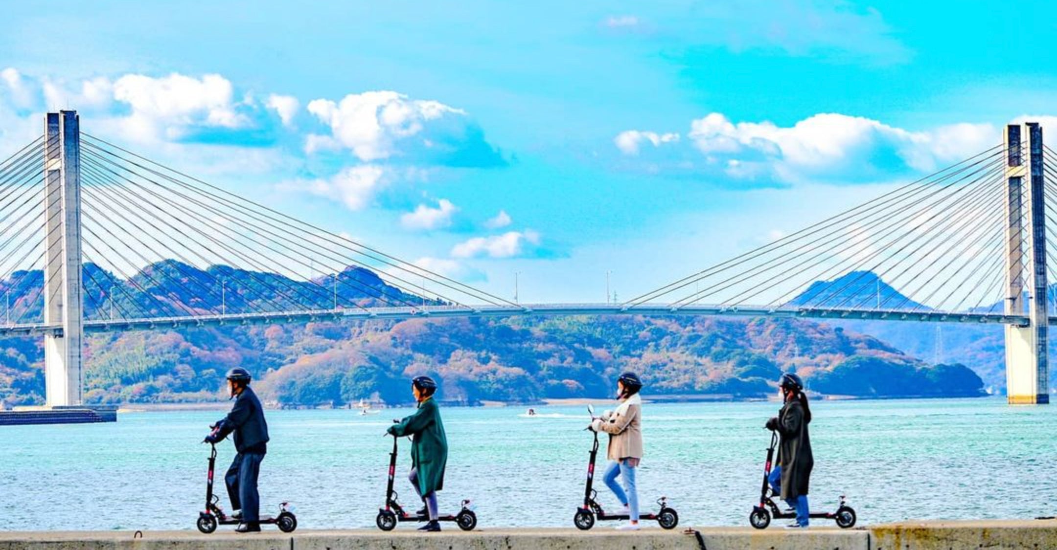電動モビリティの試乗風景